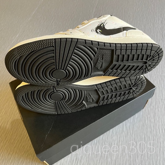 Air Jordan 1 Low SE GS Sail - Picture 5 of 10